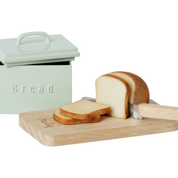 Maileg chlebak z deską i nożem Miniature bread box w. cutting board and knife