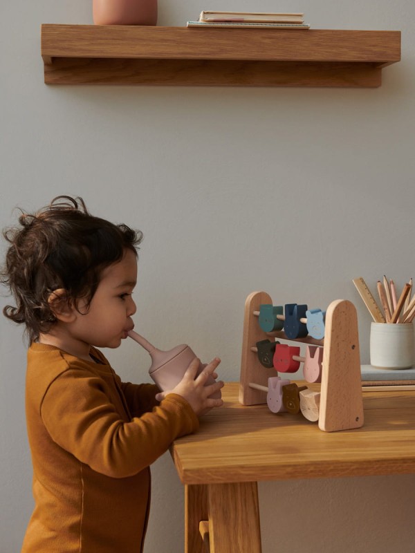 LIEWOOD kubek silikonowy ze słomką, Ellis Sippy Cup - Cat rose