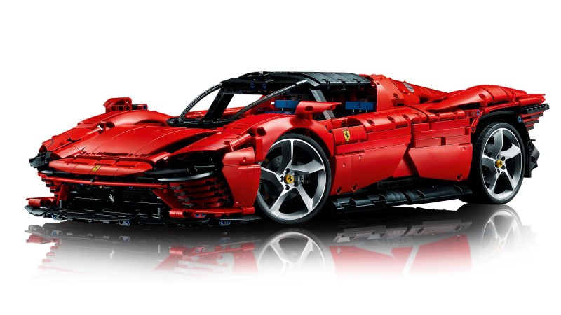 LEGO® 42143 Technic - Ferrari Daytona SP3 + książka (w języku angielskim)
