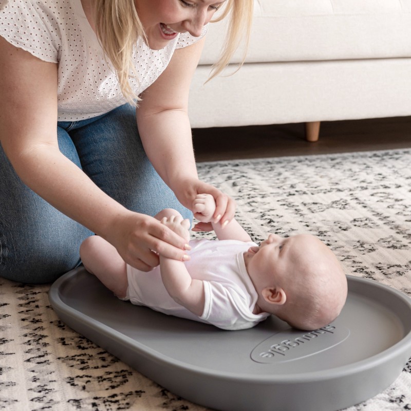 Shnuggle Mata do Przewijania z Pianki Squishy Grey