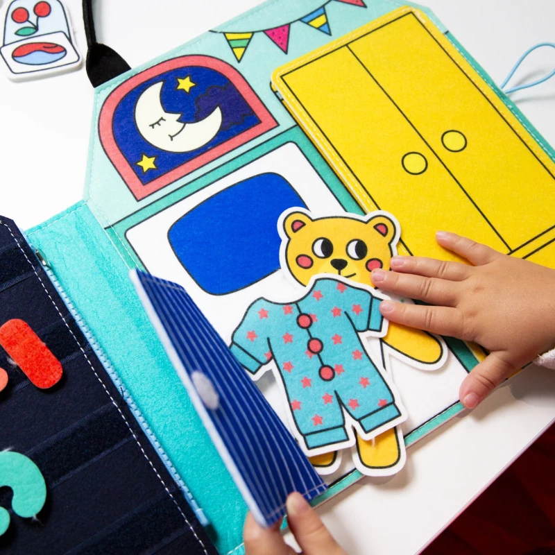 Omy Miękka Książeczka Montessori Mój Dzień