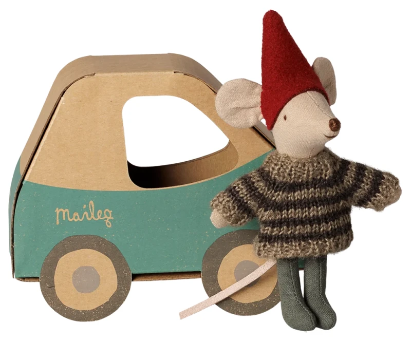 Maileg – Myszka świąteczna Little Brother w pudełku-autku