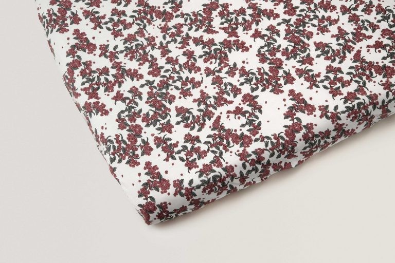 Garbo & Friends, prześcieradło 140x100cm, Cherrie Blossom Junior Fitted Sheet